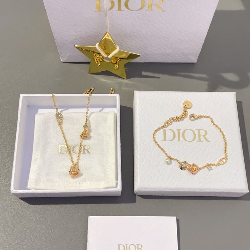 Christian Dior Necklaces